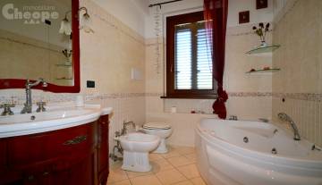 /images/gallery/thumbs/6.Tenuta Ornella_360x207.JPG